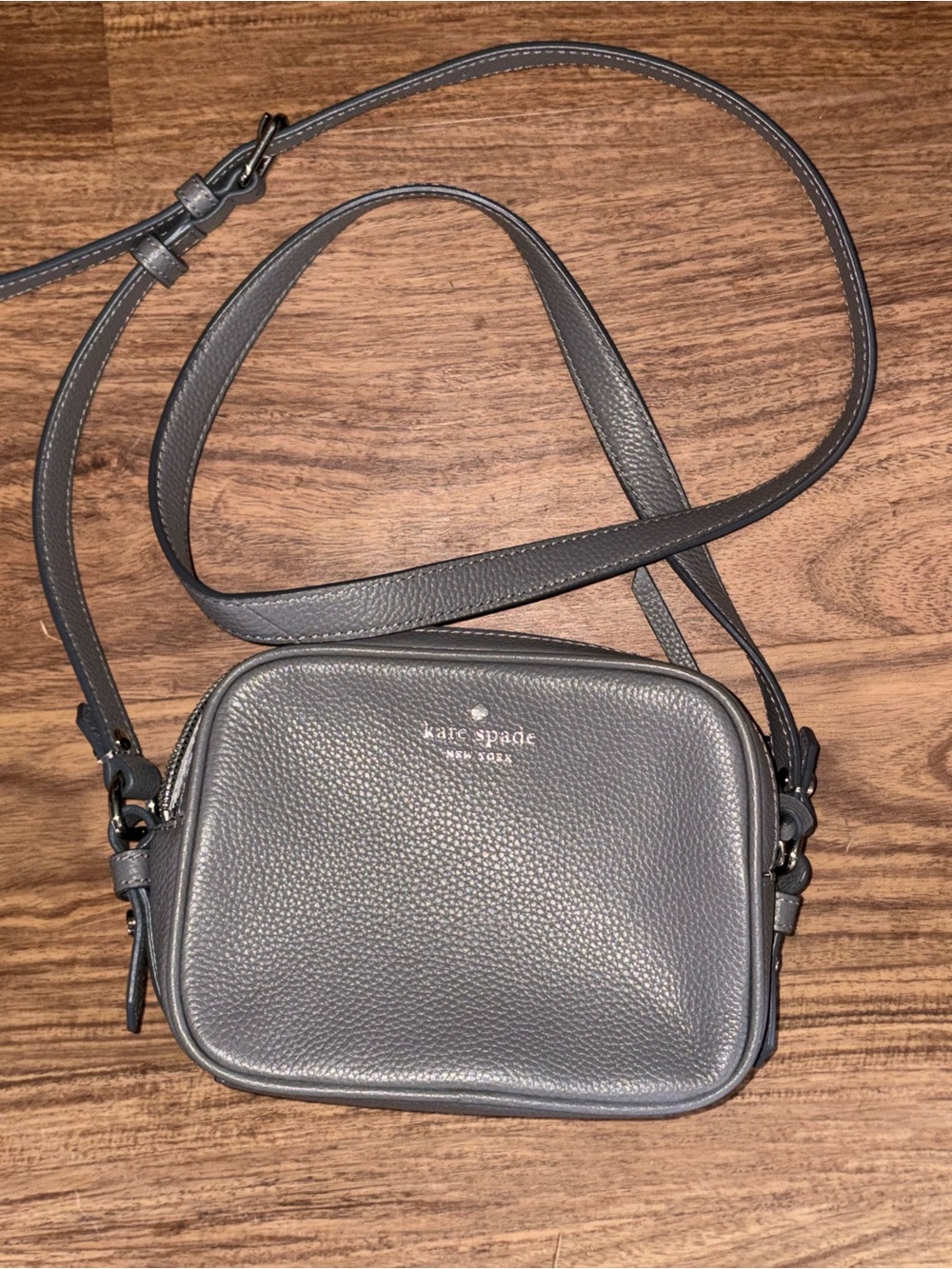 kate spade gray pebbled leather messenger crossbody